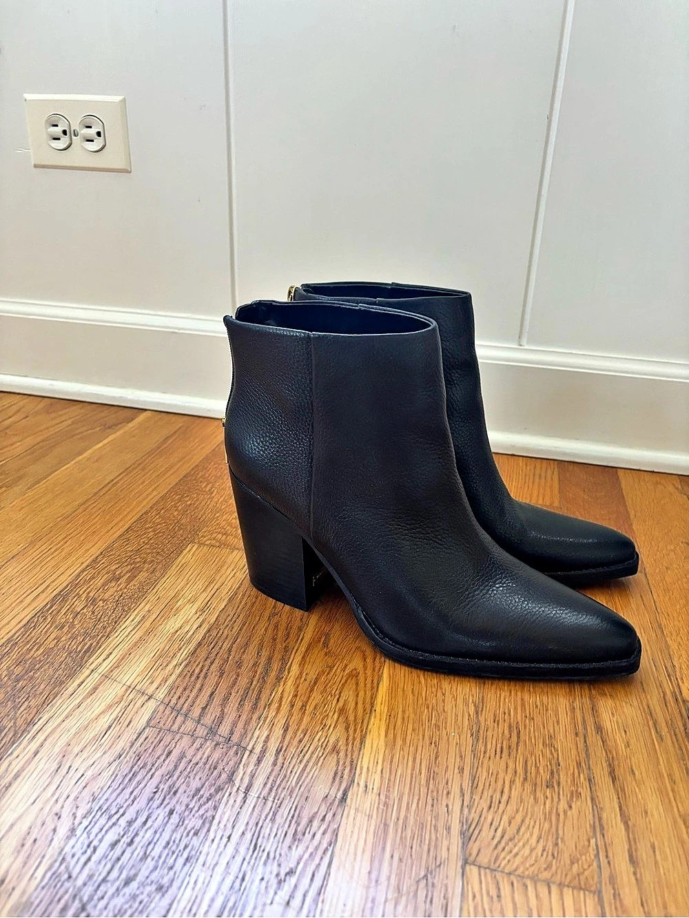 Vince Camuto Pointed Toe Heeled Ankle Boots in Black